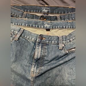 BUNDLE of 2 men’s Bass relaxed bootcut jeans size 38x32